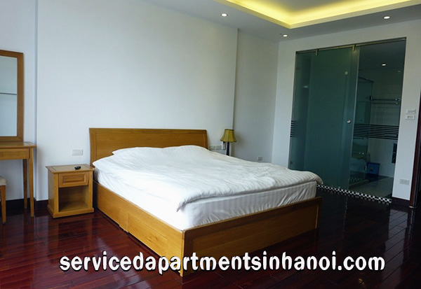 Cho thuê căn hộ dịch vụ 4 phòng ngủ tại Hồ Tây 10