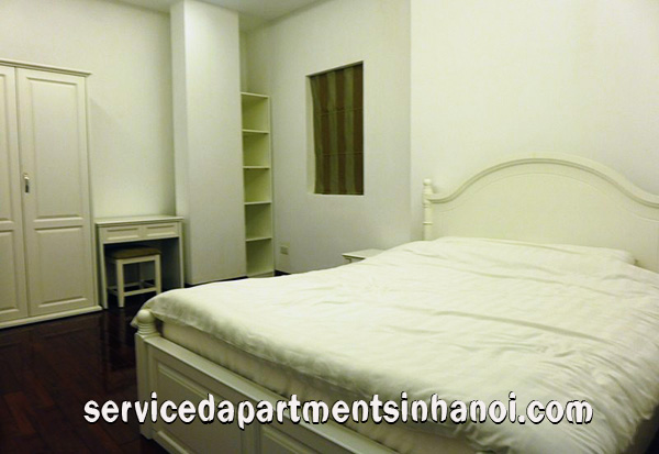 Cho thuê căn hộ dịch vụ 4 phòng ngủ tại Hồ Tây 2