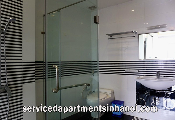 Cho thuê căn hộ dịch vụ 4 phòng ngủ tại Hồ Tây 9
