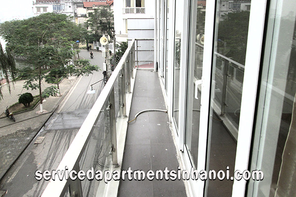 Căn hộ ba phòng ngủ cho thuê ở Tây Hồ, giá hợp lý 4