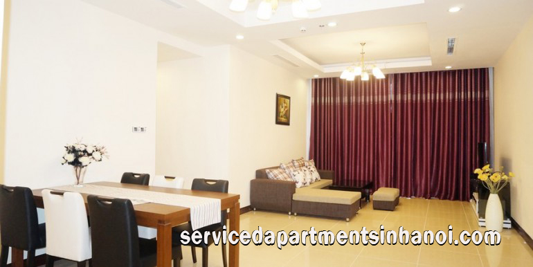 Cho thuê căn hộ ba phòng ngủ trong tòa nhà R4, Vinhomes Royal City 3