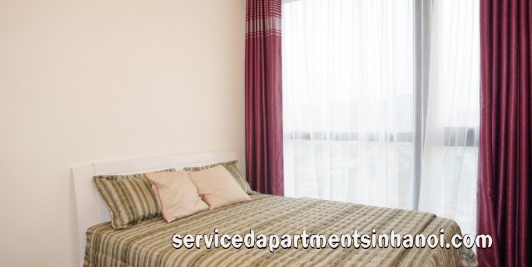 Cho thuê căn hộ ba phòng ngủ trong tòa nhà R4, Vinhomes Royal City 3