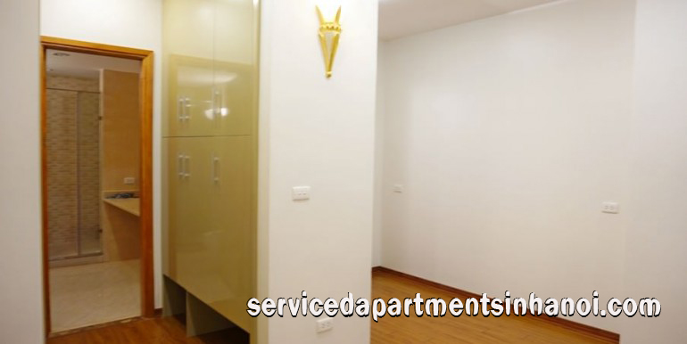 Chính chủ cho thuê căn hộ sang trọng, giá rẻ tại tòa nhà R2, Royal City 4