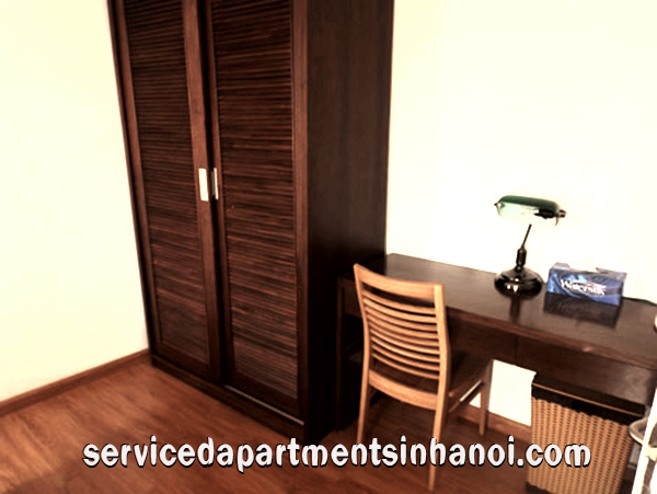 Căn hộ dịch vụ cho thuê với view hồ Ngọc Khánh ở Ba Đình 3