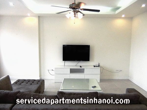 Cho thuê căn hộ cao cấp gồm hai phòng ngủ rộng rãi với tầm nhìn đẹp tại phố Tô Ngọc Vân st , Tay Ho 5