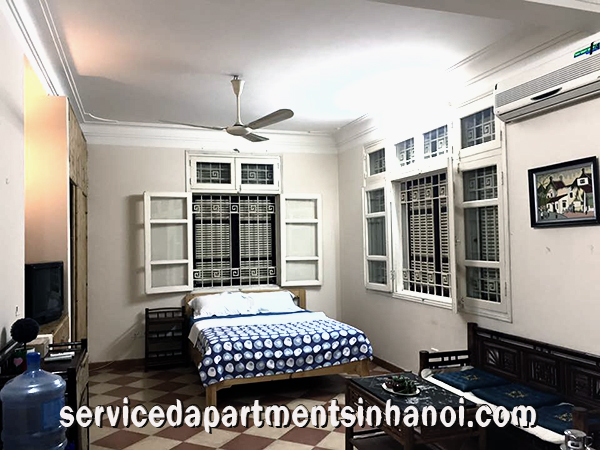 Căn hộ giá rẻ cho thuê tại Đội Cấn, Ba Đình, 350$ / tháng