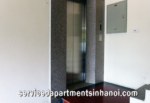 Căn hộ cho thuê rộng rãi, có ban công ở Đặng Thai Mai, Tây Hồ 7