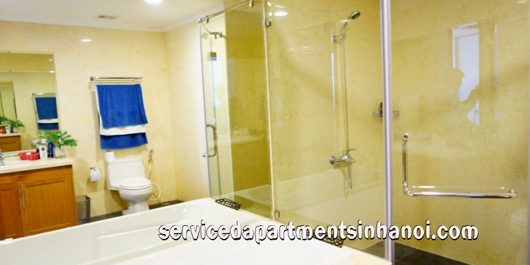 Chính chủi cho thuê căn hộ ba phòng ngủ ở R4 Tower, Vinhomes Royal City 6