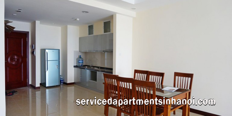 Căn hộ hai phòng ngủ cho thuê tại R1 Tower, Vinhomes Royal City 3