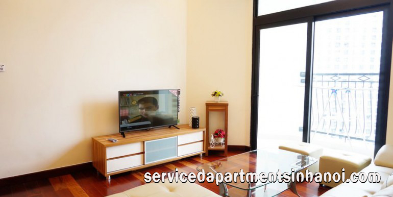 Cho thuê căn hộ hai phòng ngủ trong tòa nhà R5, Royal City , giá cả hợp lý 6