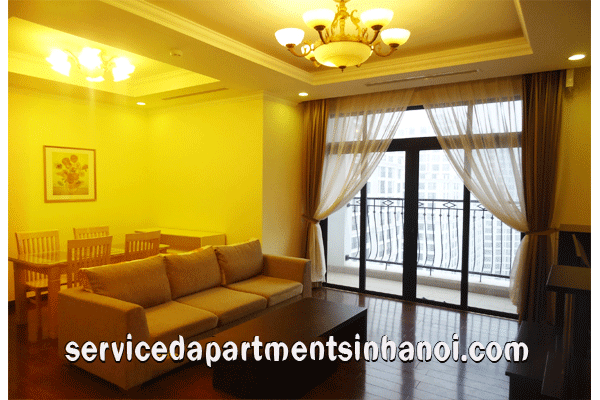 Cho thuê căn hộ hai phòng ngủ, trang bị cao cấp trong tòa R3, Royal City Complex 2