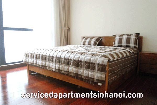 Cho thuê căn hộ hai phòng ngủ tại R3, Vinhomes Royal City 5