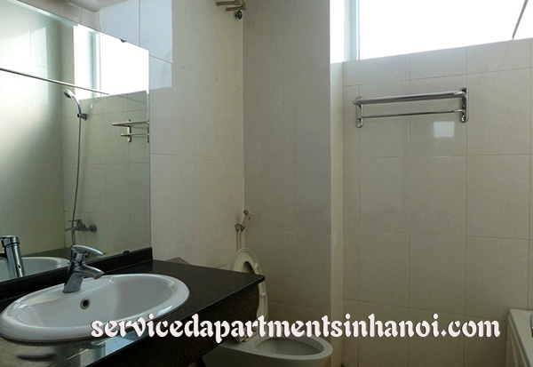 Cho thuê căn hộ 1 phòng ngủ ở Yên Phụ, Tây Hồ, View hồ 8