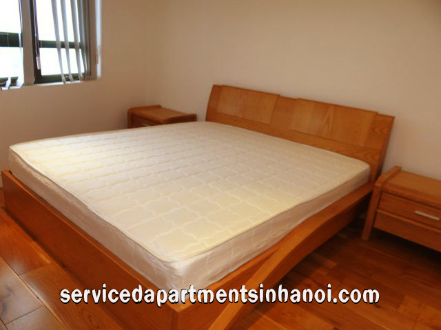 Cho thuê căn hộ rộng rãi ba phòng ngủ tại IPH, Cầu Giấy 8