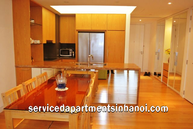 Cho thuê căn hộ cao cấp được thiết kế ba phòng ngủ tại IPH Complex, Cầu Giấy 4