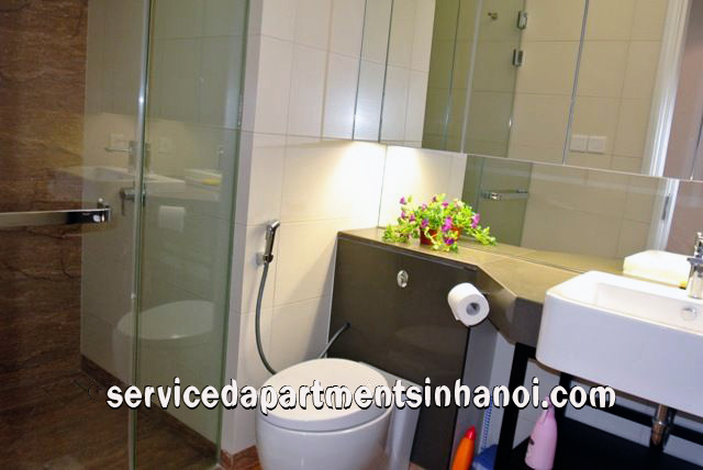 Cho thuê căn hộ cao cấp được thiết kế ba phòng ngủ tại IPH Complex, Cầu Giấy 9