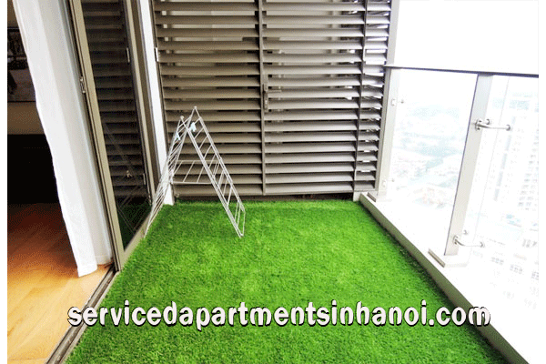 Cho thuê căn hộ cao cấp ba phòng ngủ ở IPH Complex, Xuân Thủy 10