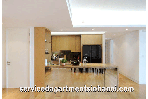 Cho thuê căn hộ cao cấp ba phòng ngủ ở IPH Complex, Xuân Thủy 5