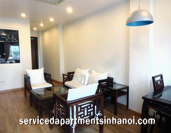 Cho thuê căn hộ dịch vụ đẹp, 01 phòng ngủ gần ngay hồ Trúc Bạch, Ba Đình. 2
