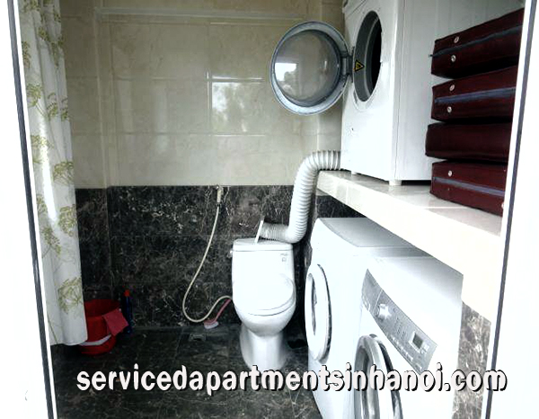 Cho thuê căn hộ dịch vụ đẹp, 01 phòng ngủ gần ngay hồ Trúc Bạch, Ba Đình. 4