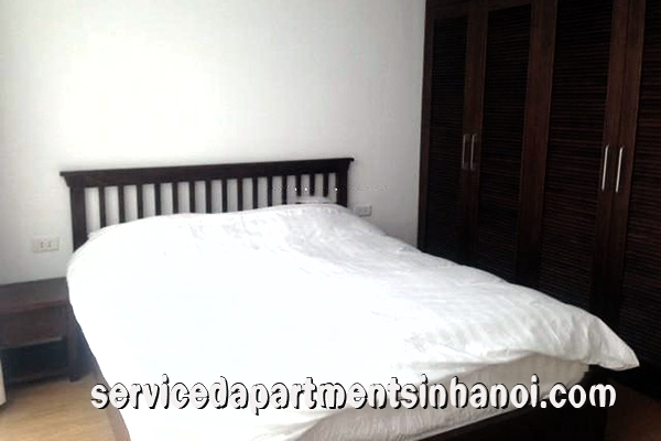 Cho thuê căn hộ mới được tân trang tại đường Văn Cao, Ba Đình 5