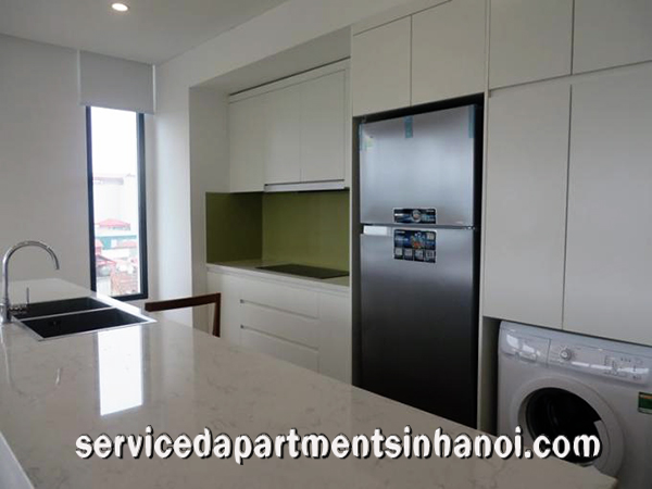 Căn hộ dịch vụ 2 phòng ngủ với tầm nhìn đẹp cho thuê tại Đống Đa 3