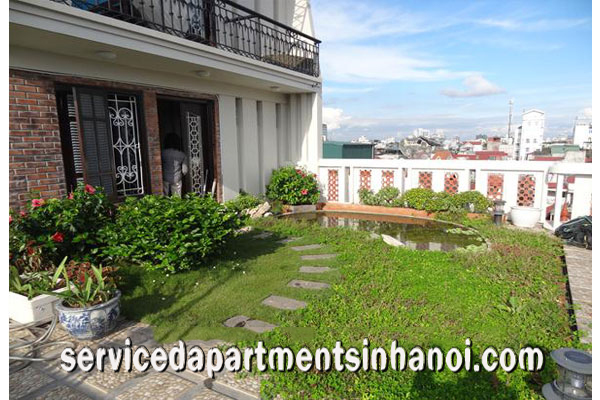 Cho thuê căn hộ 2 phòng ngủ mới xây dựng với tầm nhìn rất đẹp ở Đào Tấn, Ba Đình 2