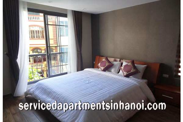 Cho thuê căn hộ 2 phòng ngủ mới xây dựng với tầm nhìn rất đẹp ở Đào Tấn, Ba Đình 5