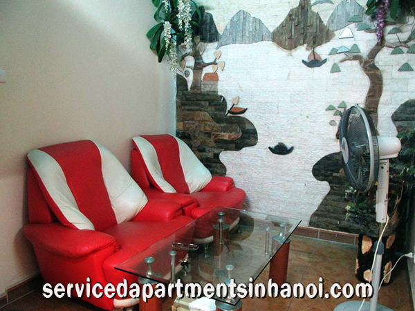 Căn hộ hai phòng ngủ ở phố Bà Triệu cho thuê giá rẻ
