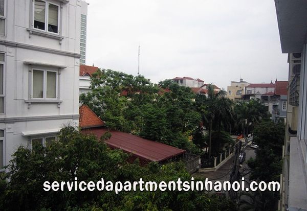 Cho thuê căn hộ dịch vụ, có ban công ở phố Xuân Diệu, Tây Hồ 1