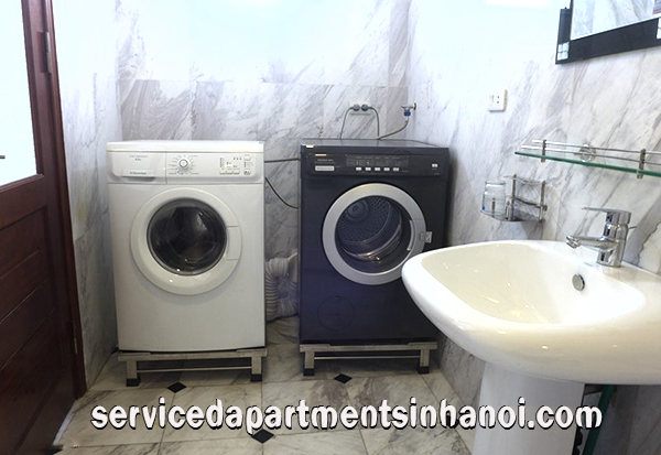 Căn hộ dịch vụ 3 phòng ngủ rất hiện đại cho thuê ở Đặng Thai Mai, Tây Hồ 7