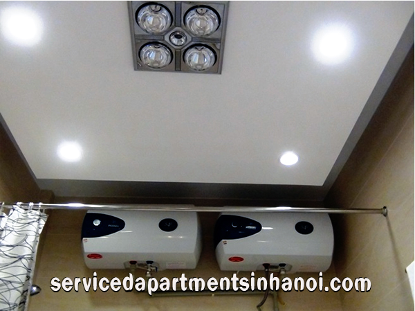 Cho thuê căn hộ dịch vụ trên tầng cao tại phố Kim Mã, Ba Đình 9