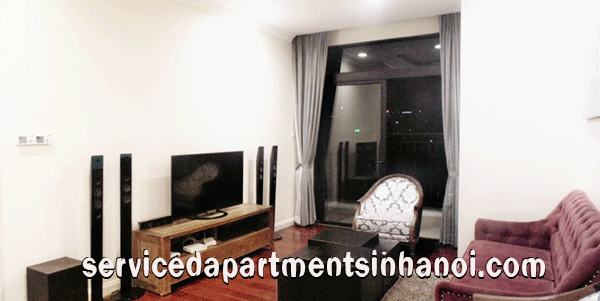 Căn hộ 2 phòng ngủ cho thuê tại R2 Tower, Vinhomes Royal City 2