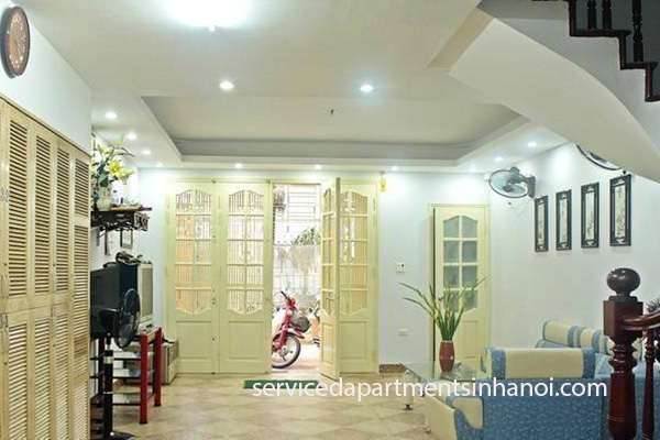Cho thuê căn hộ mới cải tạo1 phòng ngủ ở Ngọc Hà, Ba Đình 4