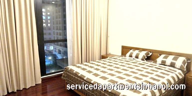 CHCC cho thuê tại tầng 10 của tòa nhà R2, Royal City, căn hộ đầy đủ đồ, giá rẻ 900$/tháng 9