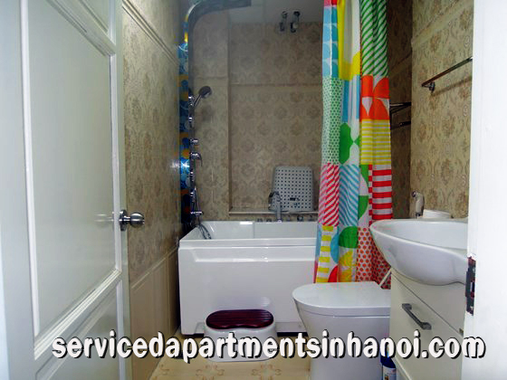 Căn hộ dịch vụ mới được tân trang tại Trấn Vũ, Trúc Bạch cho người nước ngoài thuê 1