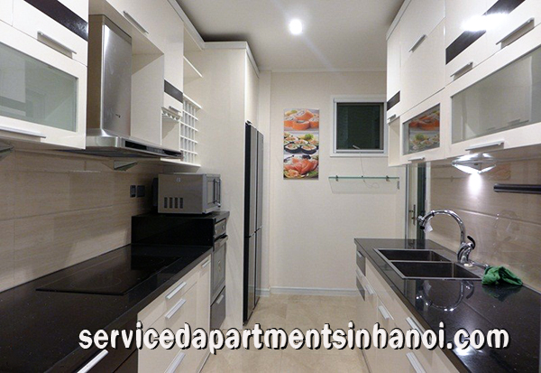 Cho thuê căn hộ ba phòng ngủ hiện đại tại Tháp L1, Ciputra Tây Hồ 4