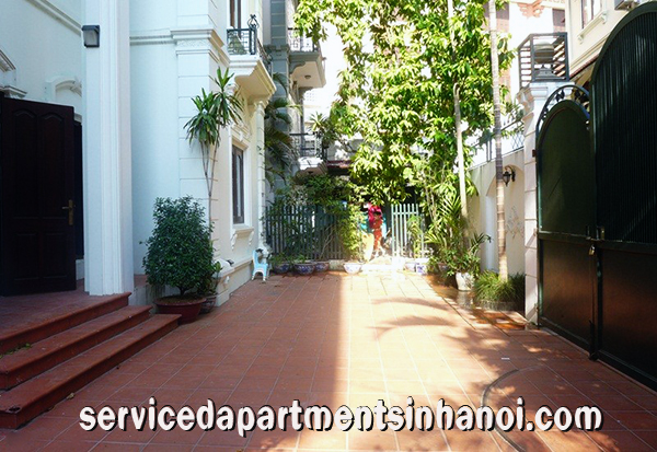 Villa rộng rãi cho thuê tại phố Tô Ngọc Vân, Tây Hồ 3