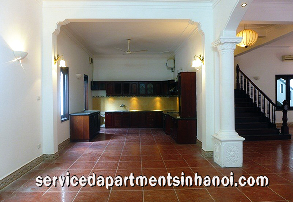 Villa rộng rãi cho thuê tại phố Tô Ngọc Vân, Tây Hồ 6