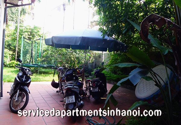 Cho thuê nhà vườn đầy đủ đồ ở đường Đặng Thai Mai, Tây Hồ 3