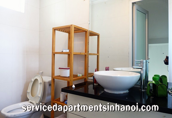 Cho thuê nhà vườn đầy đủ đồ ở đường Đặng Thai Mai, Tây Hồ 4