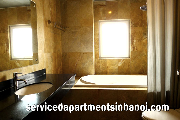 Cho thuê căn hộ cao cấp ba phòng ngủ gần Linh Lang, Ba Đình 10