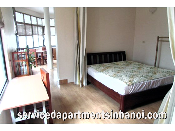 Căn hộ một phòng ngủ cho thuê tại Trúc Bạch, diện tích rộng 4
