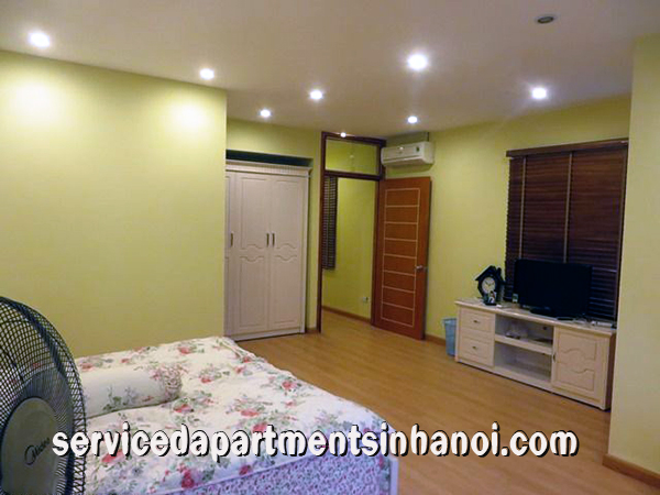 Căn hộ hai phòng ngủ cho thuê ở phố Ngọc Lâm, Long Biên 7