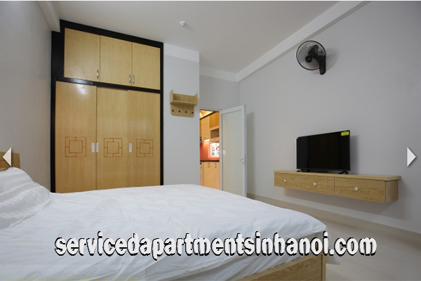 Cho thuê căn hộ dịch vụ 2 ngủ tại trung tâm quận Hoàn Kiếm 1