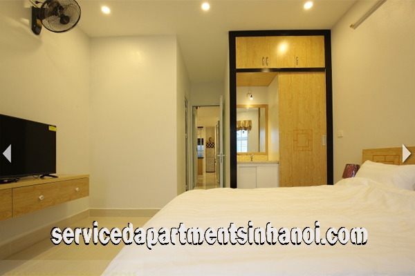 Cho thuê căn hộ dịch vụ 2 ngủ tại trung tâm quận Hoàn Kiếm 2