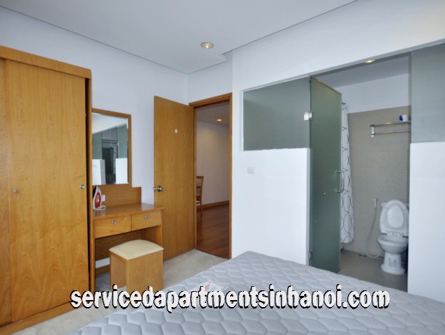 Cho thuê căn hộ dịch vụ 1 phòng ngủ tại Xuân Diệu, Tây Hồ, có ban công 3