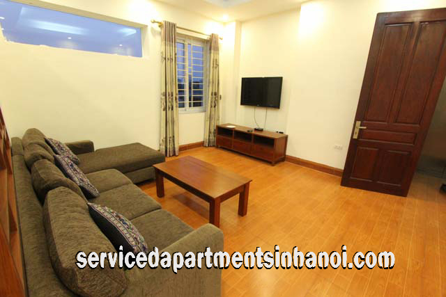 Cho thuê căn hộ dịch vụ đẹp 2 phòng ngủ tại Đội Cấn, Ba Đình 5