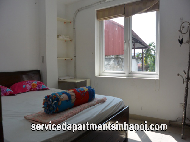 Cho thuê căn hộ 2 phòng ngủ trên đường Âu Cơ, Tây Hồ, có ban công 3