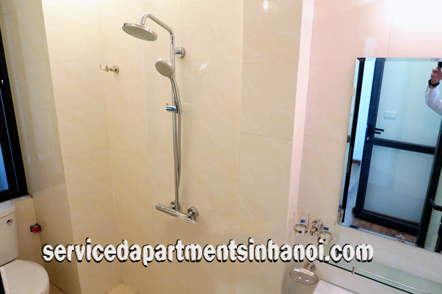 Căn hộ mới 1 phòng ngủ thiết kế hiện đại cho thuê trên đường Đặng Thai Mai, Tây Hồ 2